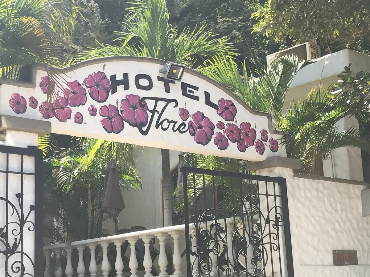 Hotel Flores (Adults Only) Тамариндо Екстериор снимка